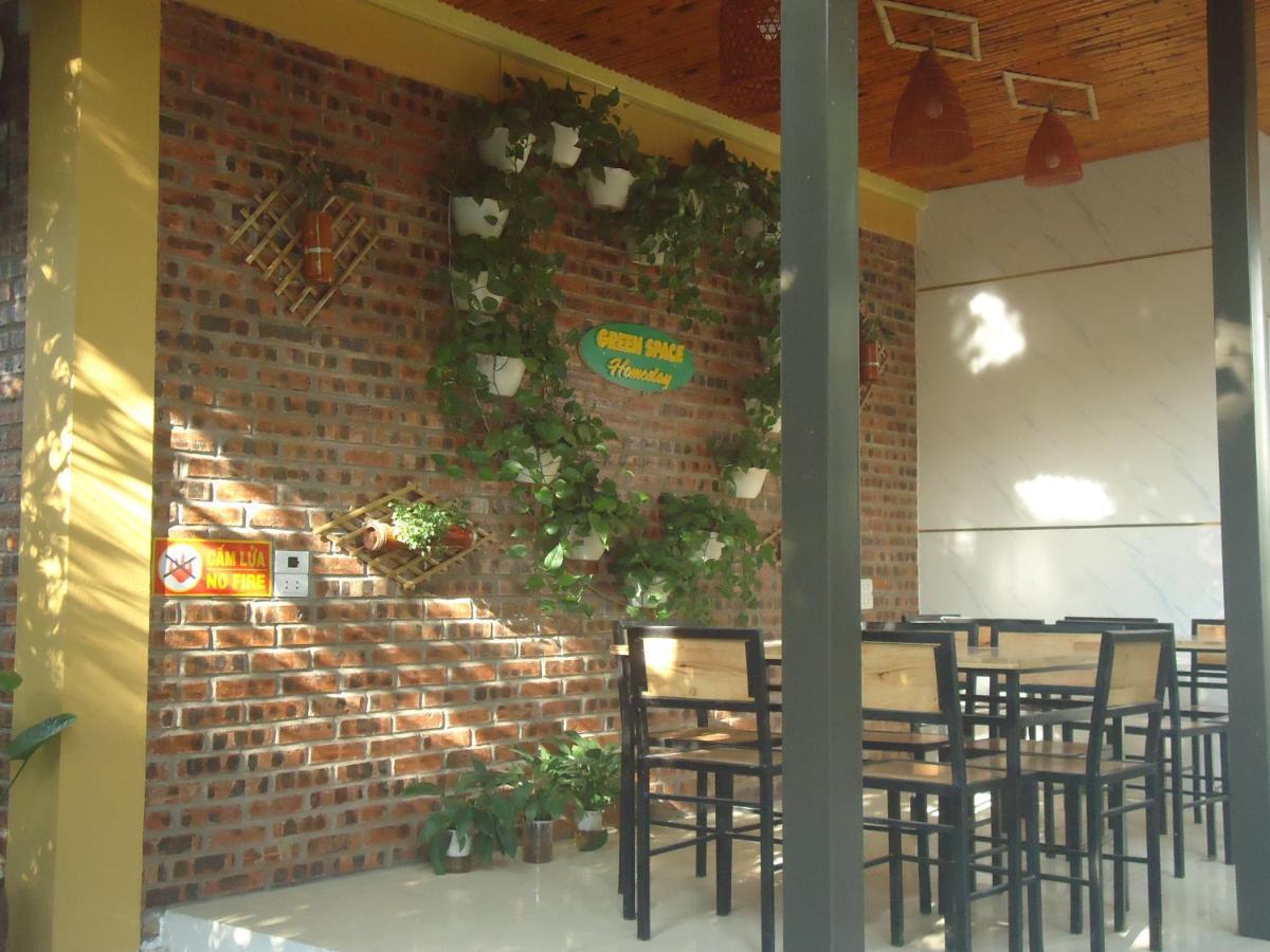Green Space Homestay นิญบิ่ญ ภายนอก รูปภาพ