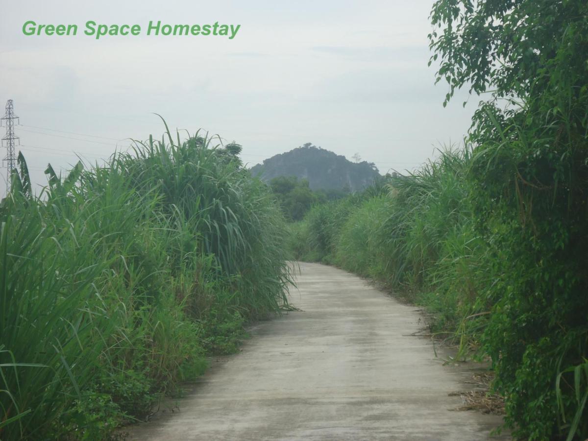 Green Space Homestay นิญบิ่ญ ภายนอก รูปภาพ