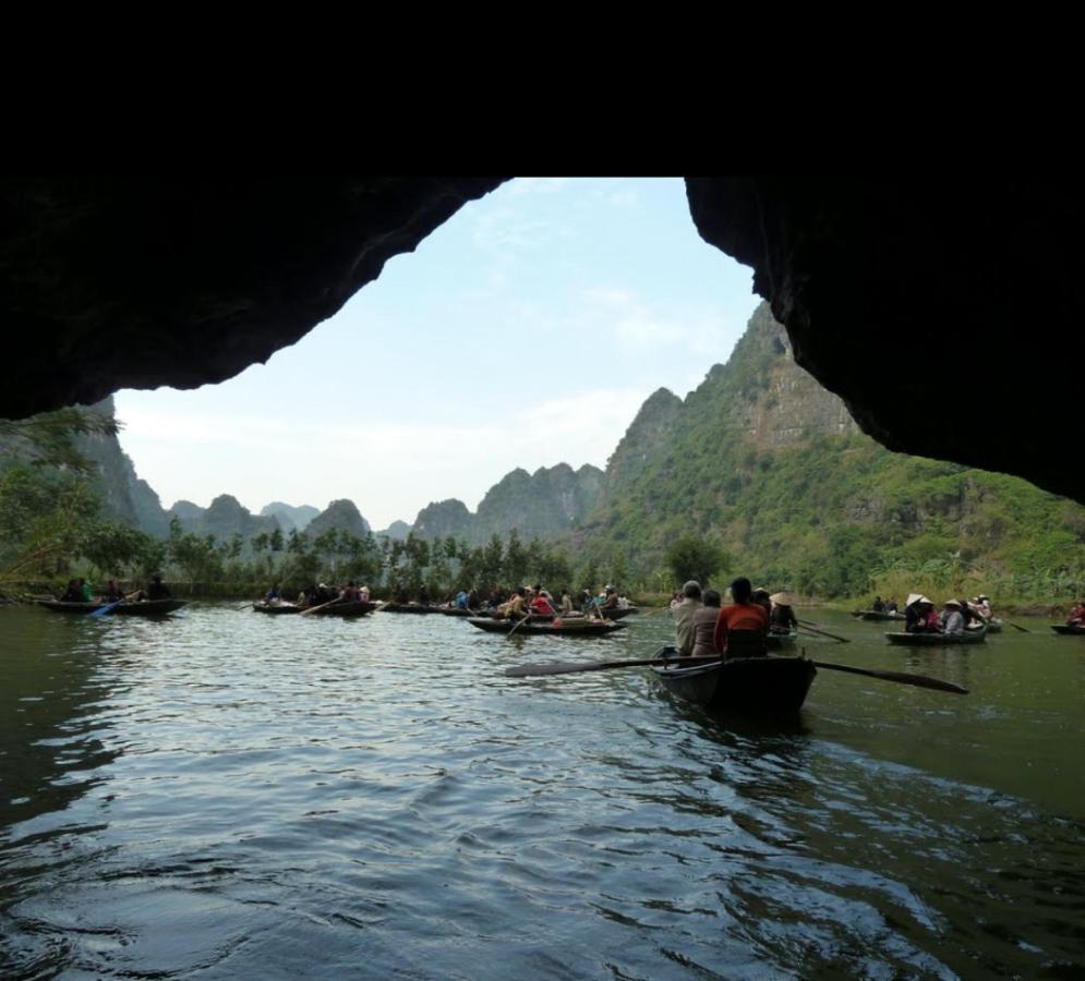 Green Space Homestay นิญบิ่ญ ภายนอก รูปภาพ